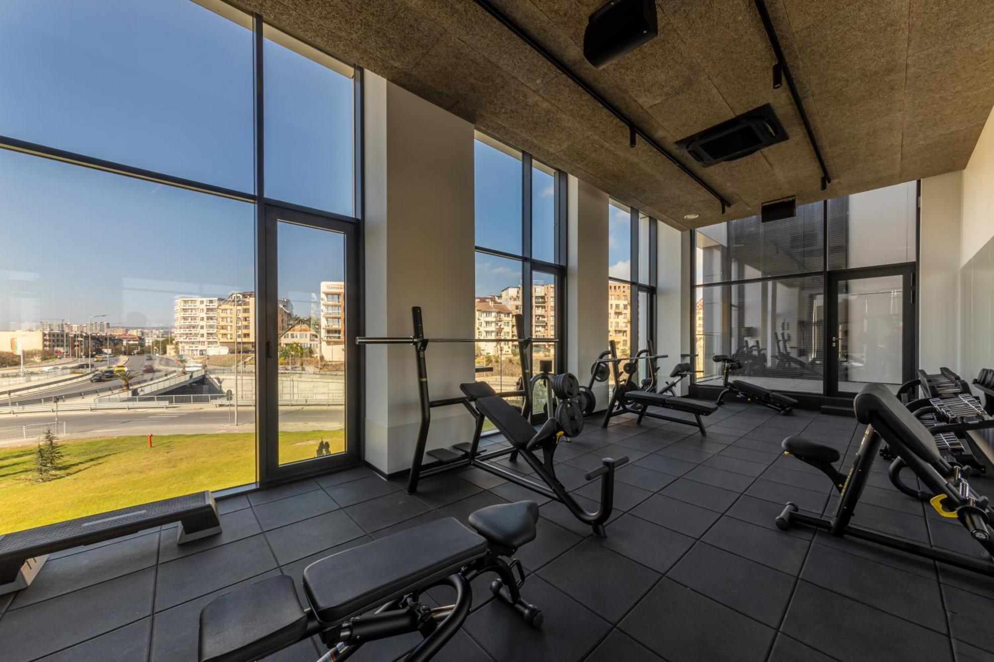Hotel Campus 90 - Free Parking Varna Exterior photo